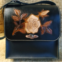Bolso con Rosa